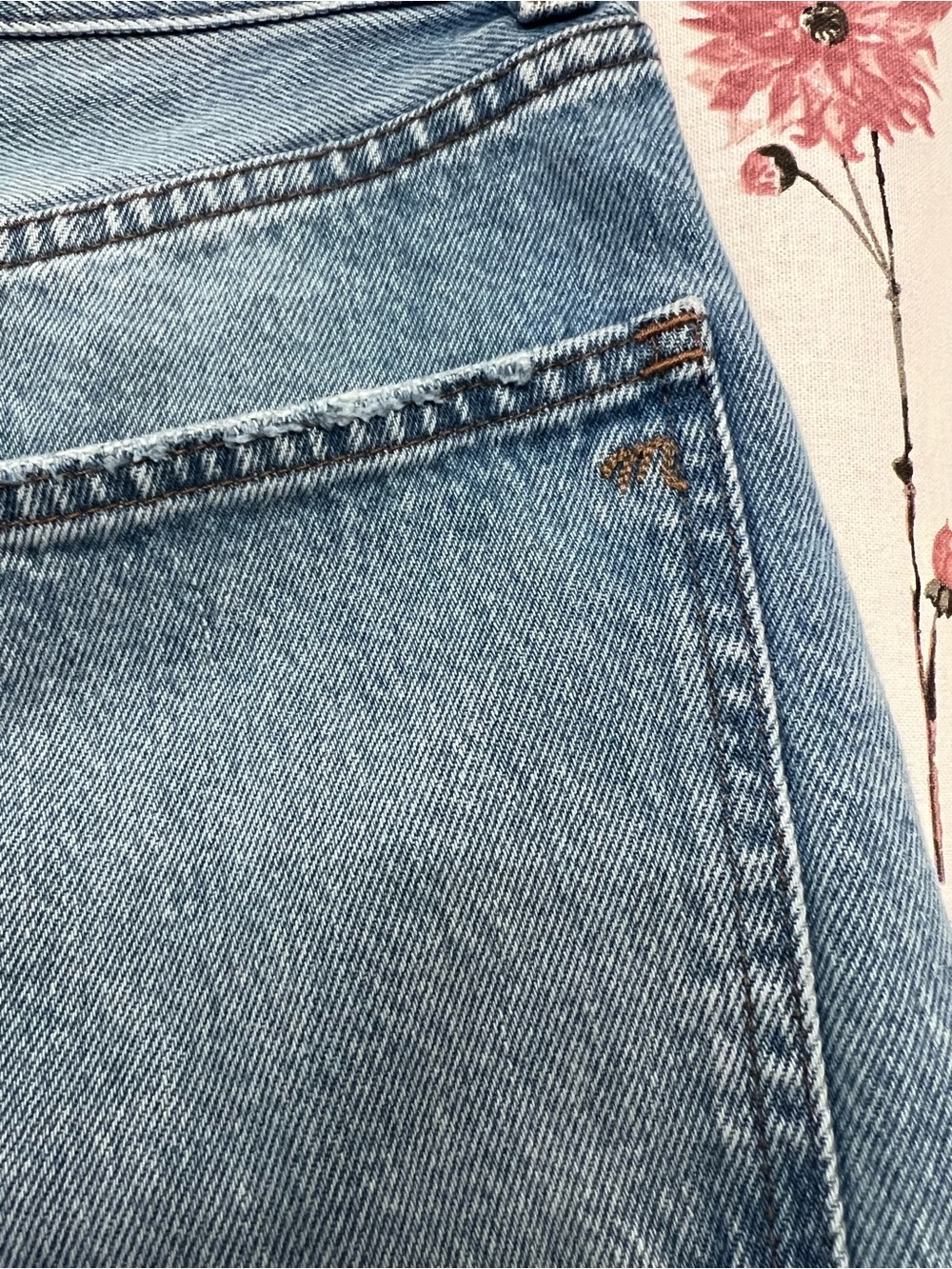 Madewell The Essex Jean Shorts - Picture 3 of 5